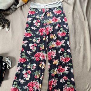 Womens Flowing Sweatpants